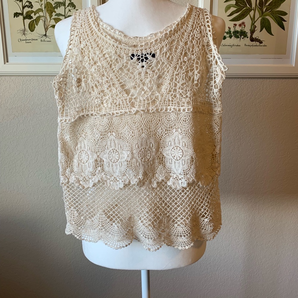 Lace tank top